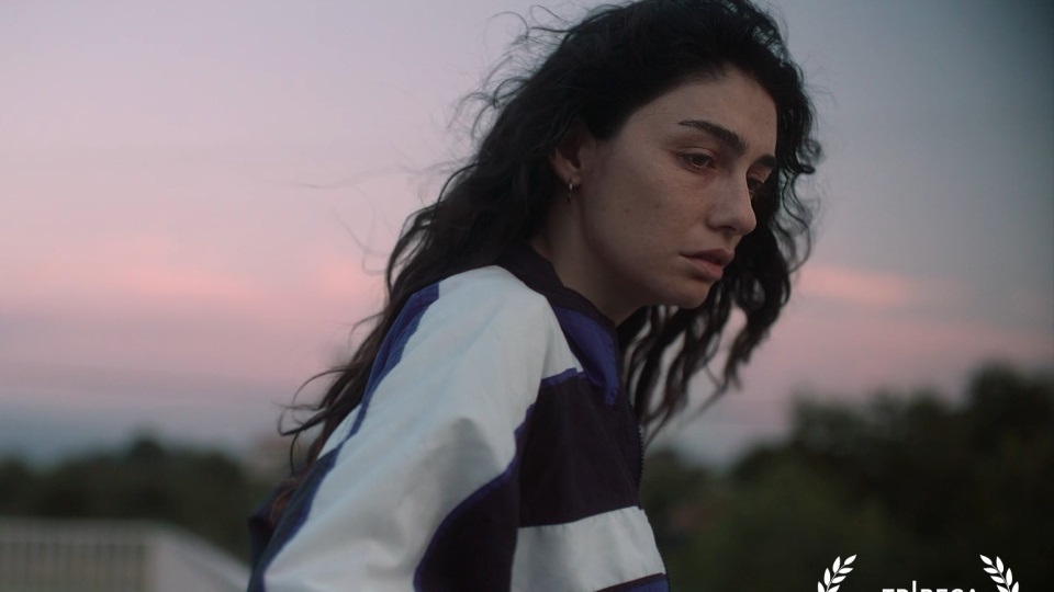 ​Hazar Ergüçlü New York Sahnesinde: “MUTTER: Bir Annenin Günlüğü” İlk Kez Tribeca’da