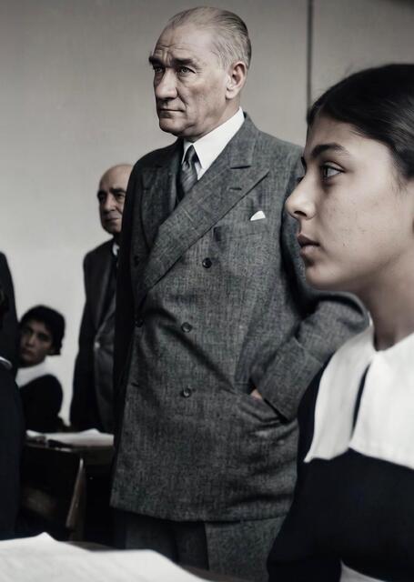 ATATÜRK’ÜN ÇOCUKLARINA ÜNLÜLERDEN MESAJ VAR: