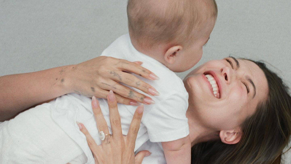 Hailey Bieber: “Küçük Bir İnsanın Büyümesini İzlemek Heyecan Verici”