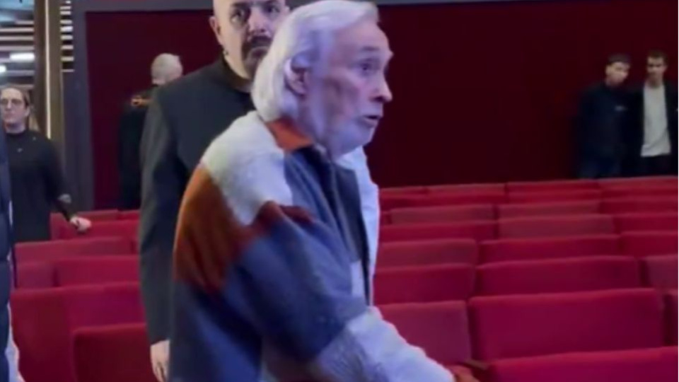 Usta Sanatçı Sevenlerini Korkutmuştu