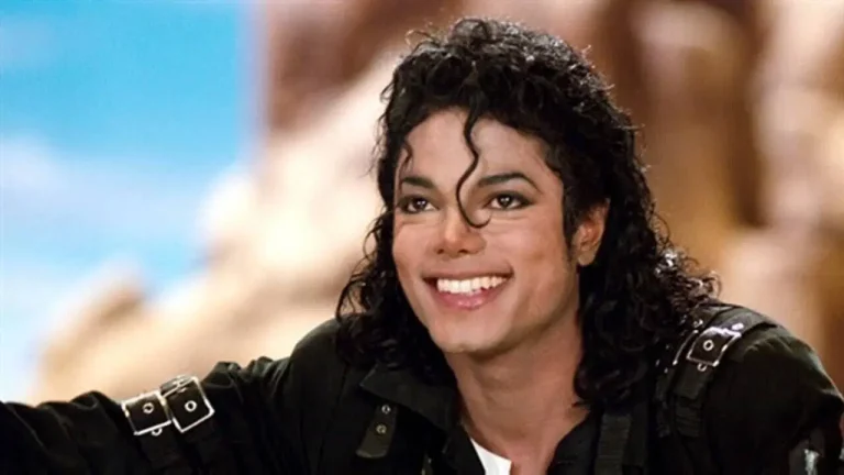 Michael Jackson Biyografisi Gişede Zirveye Çıktı