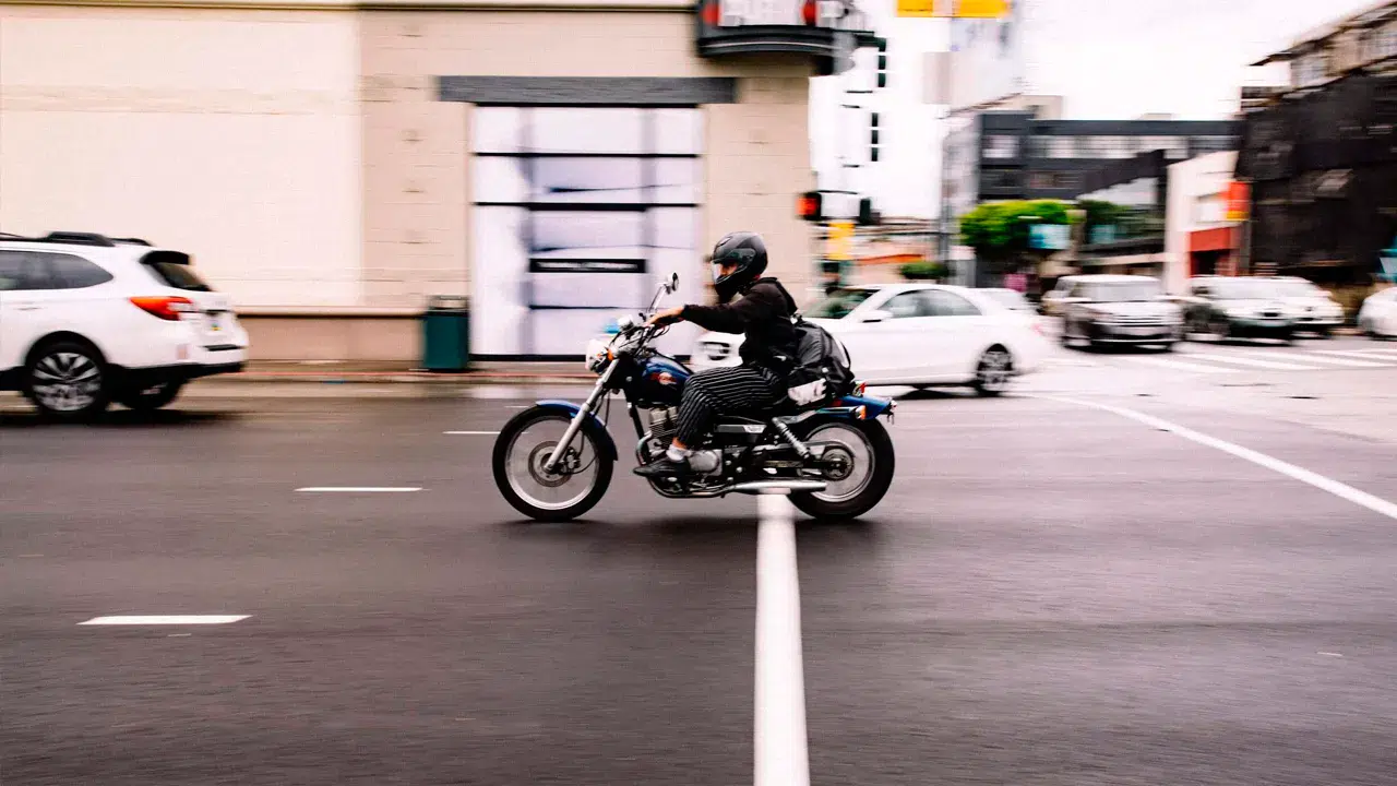 B Sınıfı Ehliyete 250 CC Düzenlemesi Geliyor: Motosiklet Kullanımında Yeni Dönem