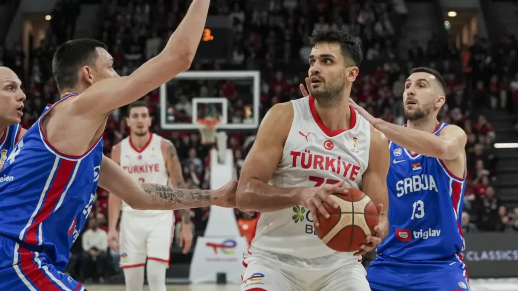 Real Madrid, Ömer Faruk Yurtseven transferinde sona yaklaştı!