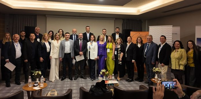 Kuşadası, Sağlık Turizmine Güçlü Adımlar Atmaya  Hazırlanıyor