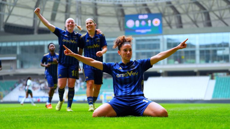 Kadınlar Süper Ligi’nde şampiyon Fenerbahçe